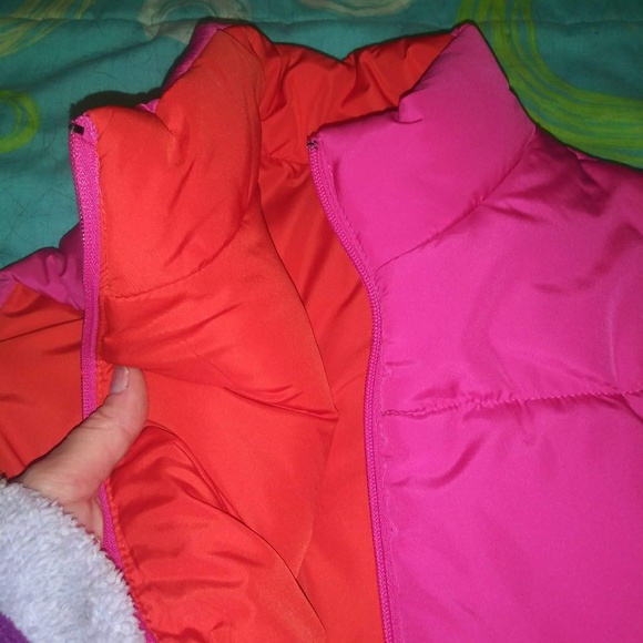 Reversible Vest - Picture 2 of 5